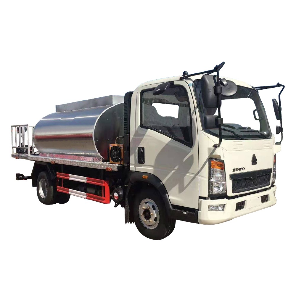 Tanker Pengedar Asfalt 5-6 Cbm