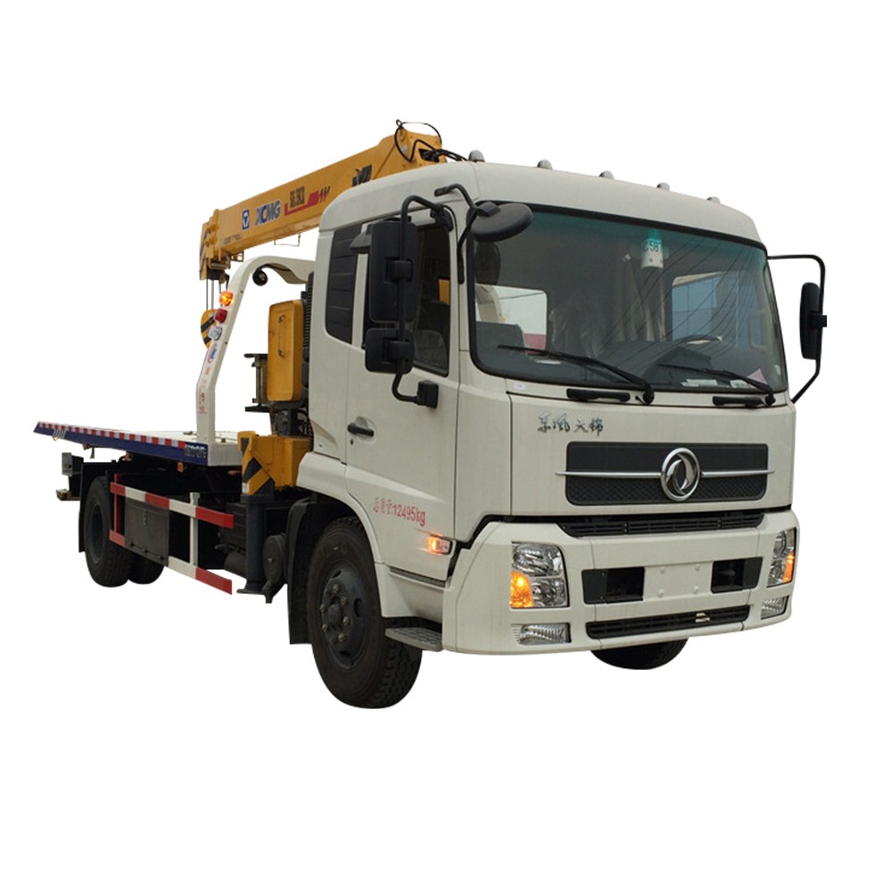 東風5トンクレーンレッカー車牽引装置
